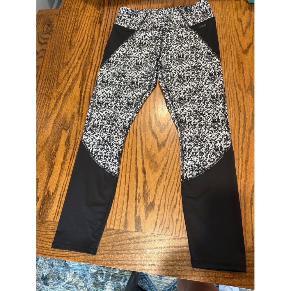 Copper Fit Womens XL Black White Digital Print Compression Activewear Leggings